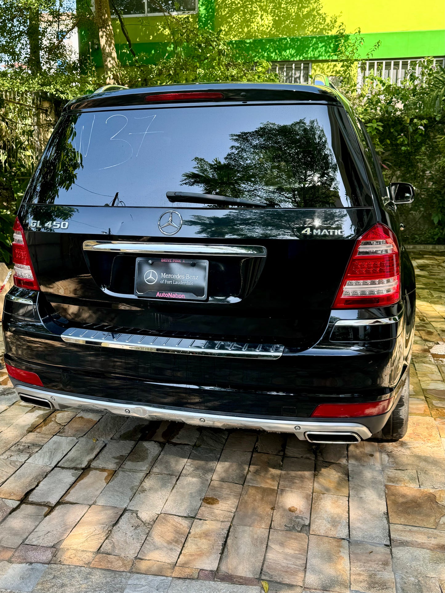 Mercedes Benz