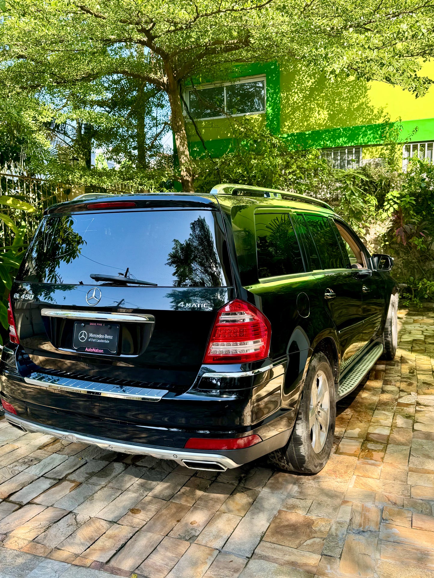Mercedes Benz